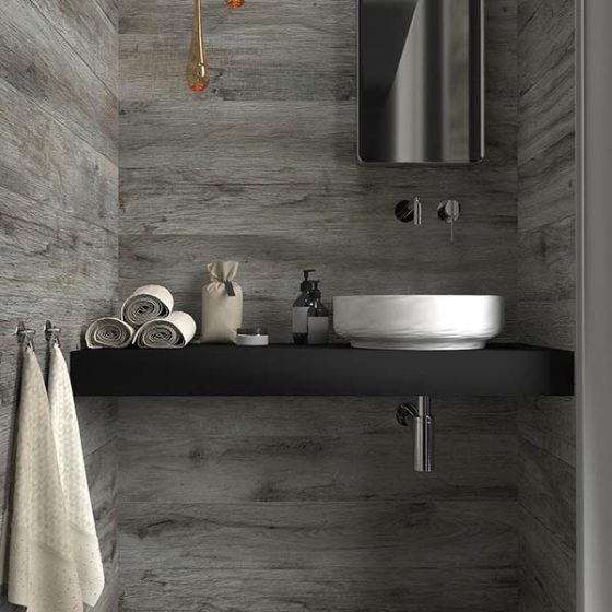 Wood effect tiles, Wood effect